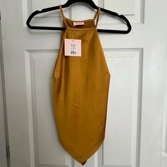NWT Showpo Nelssy Halter Neck Scarf Top - Picture 4 of 8